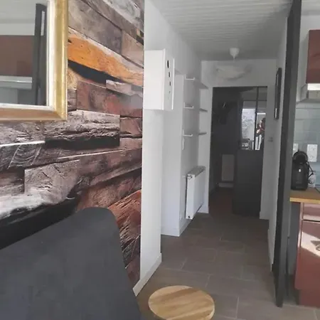 Maison D'une A Vaast La Hougue A 200 M De La Avec Jardin Clos Et Wifi *