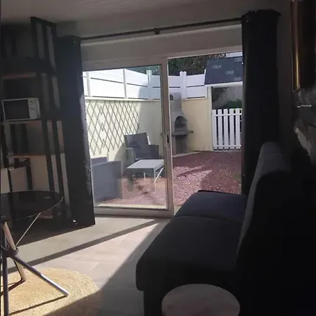 Maison D'une A Vaast La Hougue A 200 M De La Avec Jardin Clos Et Wifi
